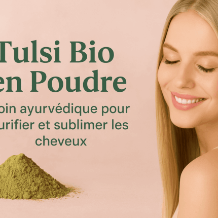 Femme blonde aux cheveux brillants avec poudre de Tulsi bio – soin ayurvédique purifiant pour cheveux