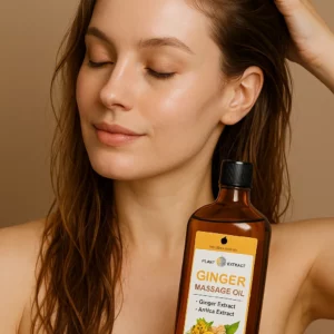 Huile ayurvédique au gingembre et curcuma pour cheveux, hydratante et stimulante, femme appliquant soin capillaire naturel
